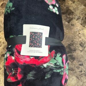 Victoria's Secret Black and Red Sherpa Blanket